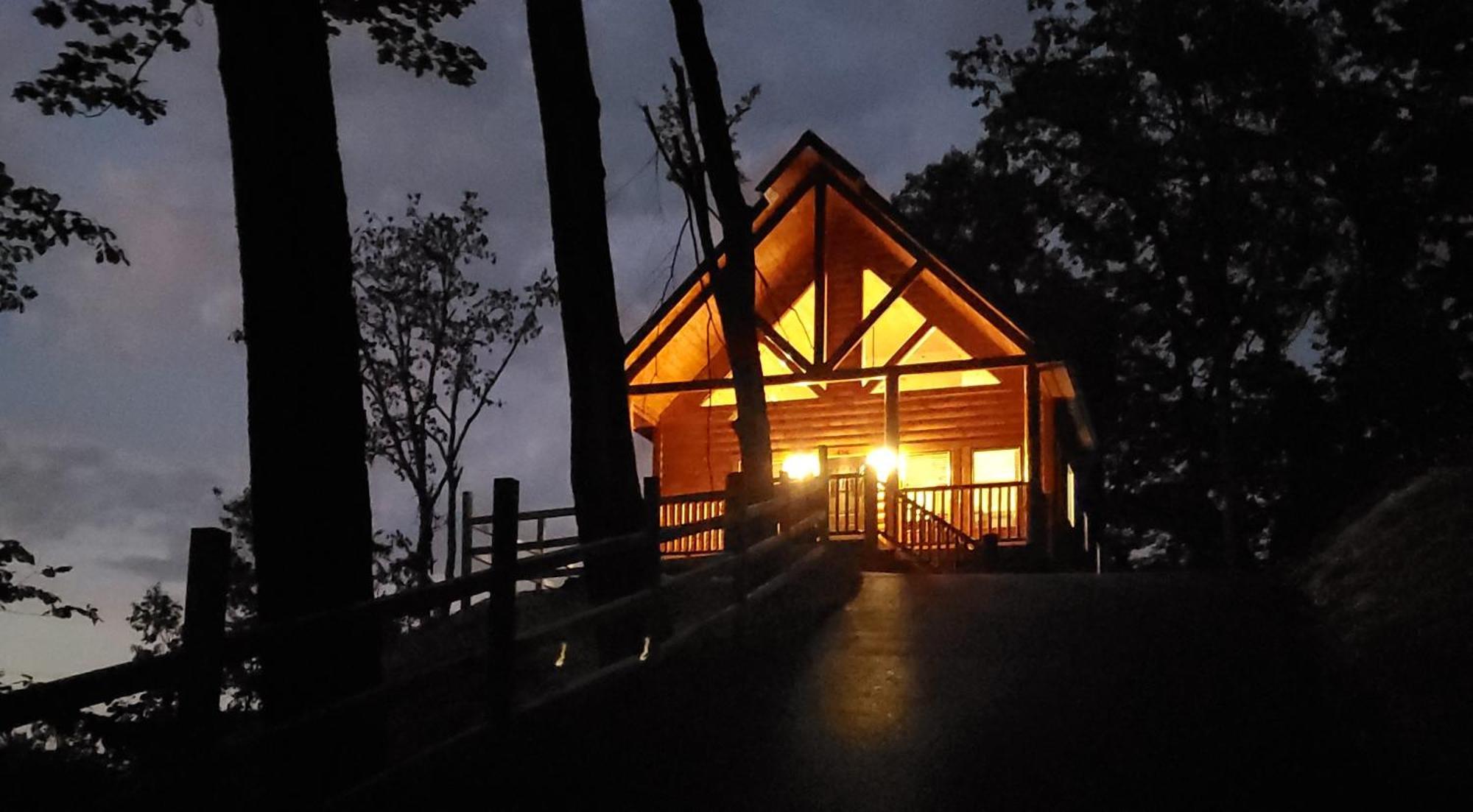 Can'T "Bear" To Leave Villa Sevierville Exterior photo